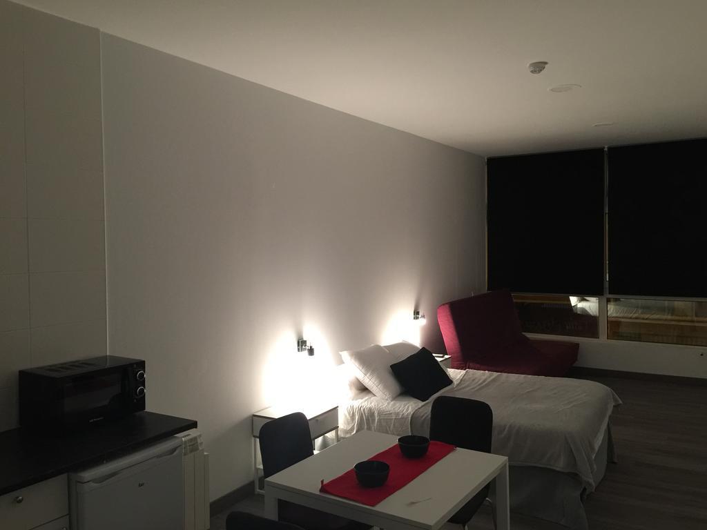 Room And Kitchen Bilbao Dış mekan fotoğraf