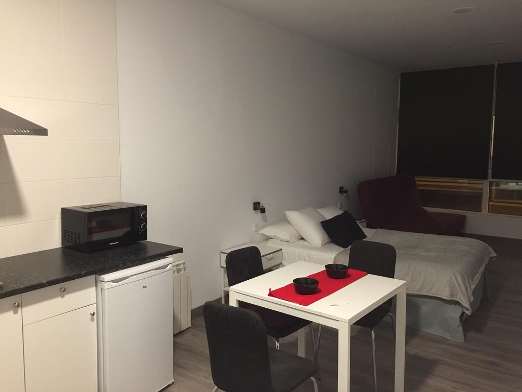 Room And Kitchen Bilbao Dış mekan fotoğraf