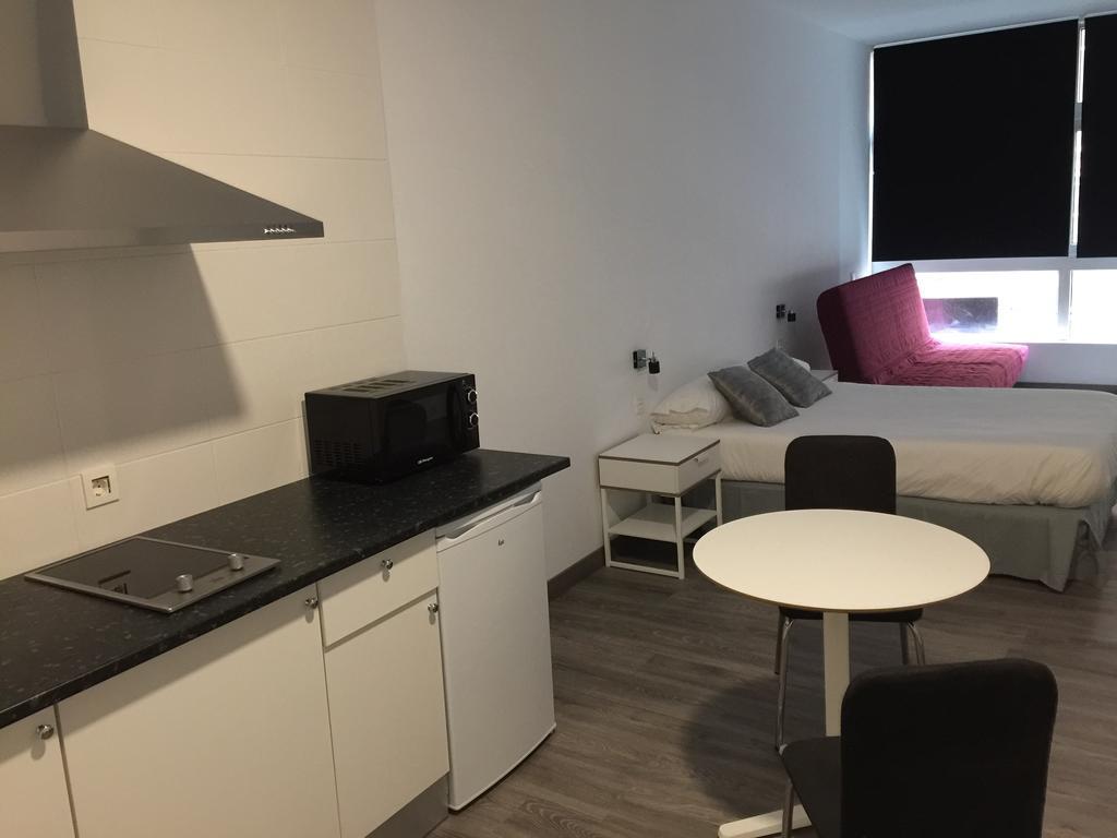 Room And Kitchen Bilbao Dış mekan fotoğraf