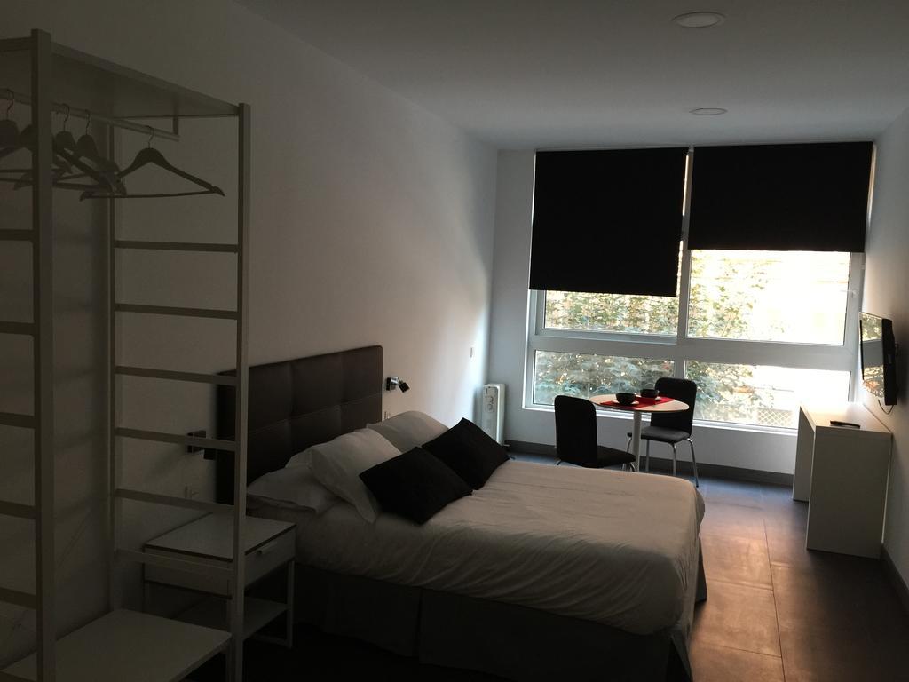 Room And Kitchen Bilbao Dış mekan fotoğraf