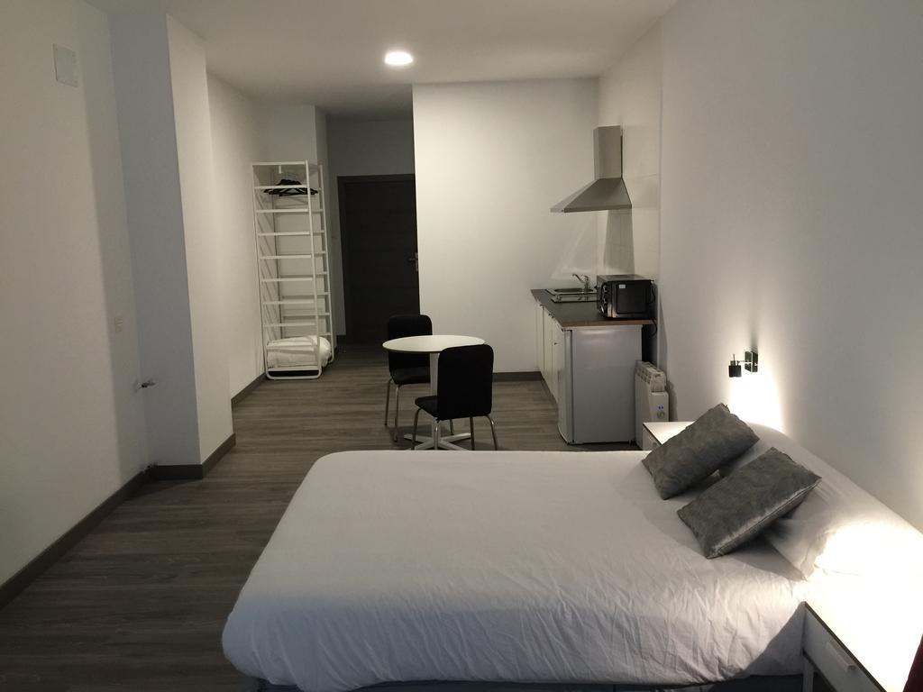 Room And Kitchen Bilbao Dış mekan fotoğraf
